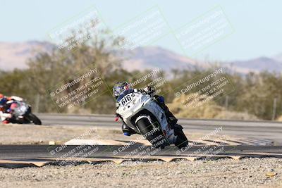 media/Dec-06-2025-CVMA (Sat) [[4a896cc04c]]/Race 6-Formula Twins-Formula 40 UL/